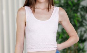 4_tiny-and-sexy_pics