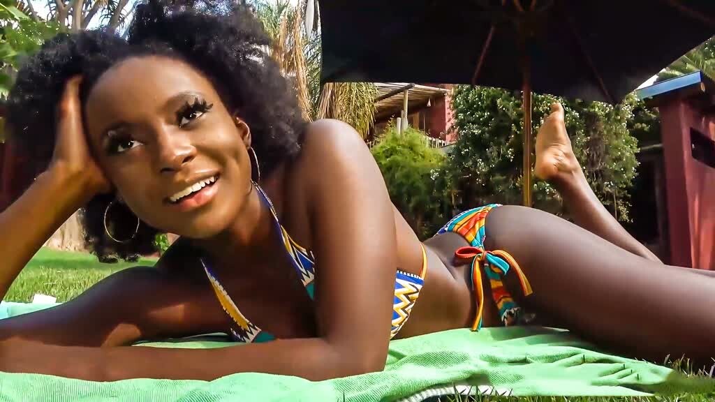 African Sex Trip - black lady On A Picnic Date Ends In Anal ATM Cumshot